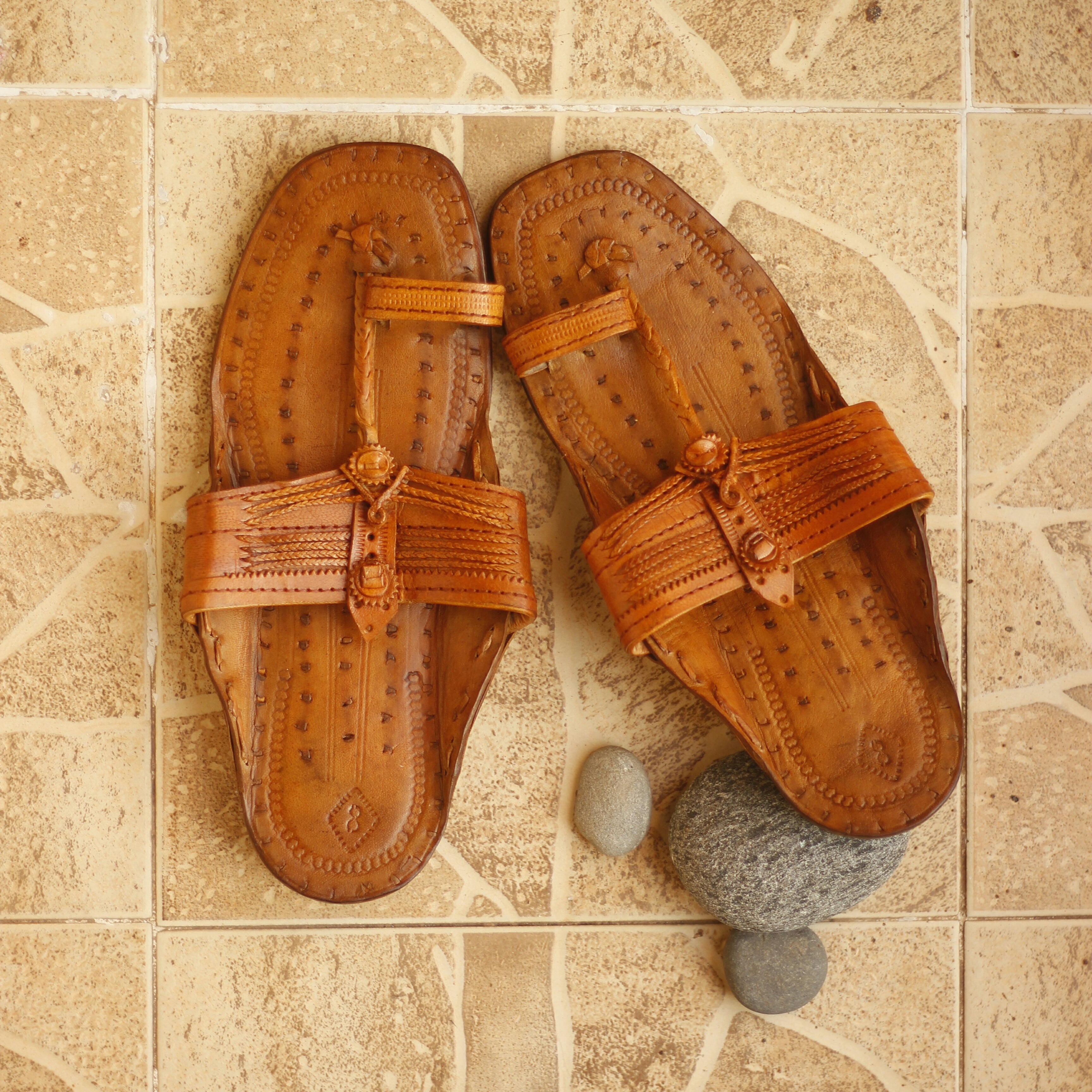 Handmade Kolhapuri Chappals for Men – Assal